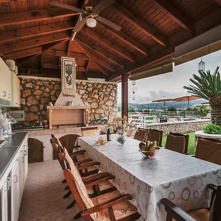 Filerimos Hillside Holiday home *